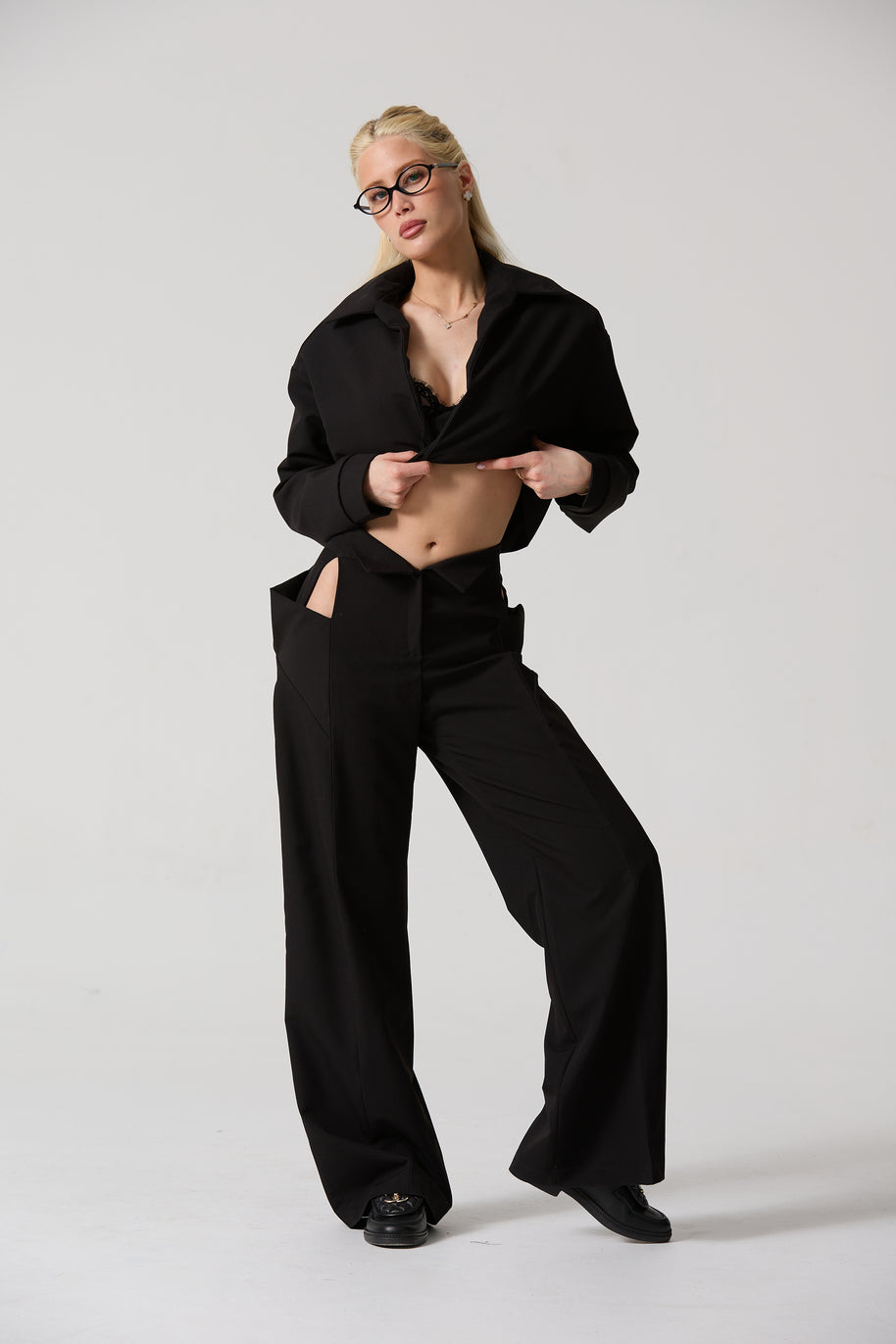 SIDE CUT PANTS